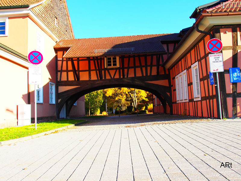 Torbogen zwischen Haus des Bürgers und Heimatmuseum