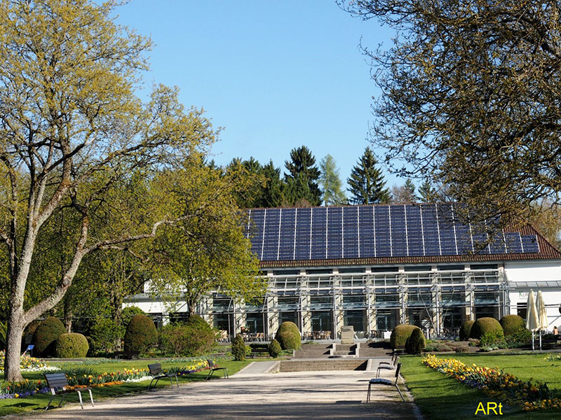 Kurhaus vom Kurpark aus gesehen