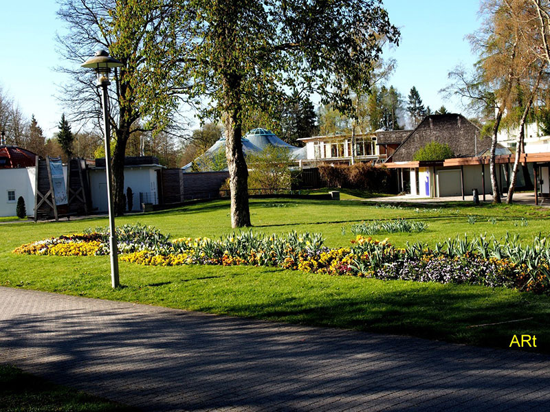 Eine von vielen Blumenbeeten im Kurpark