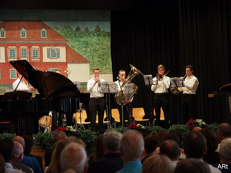 Musikalische Umrahmung,1. Musikstück: „Highland Cathedral“