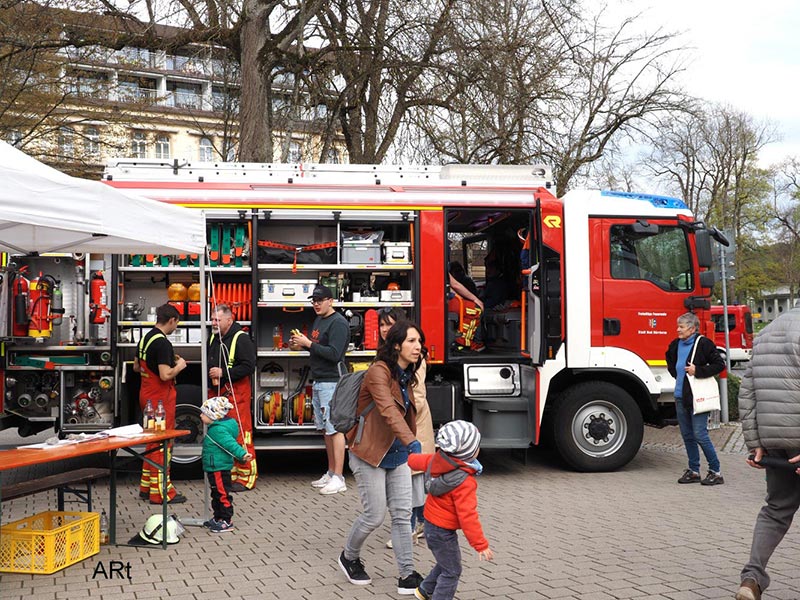 Bundeswehr, DRK und Feuerwehr bei Ihrer Vorführung